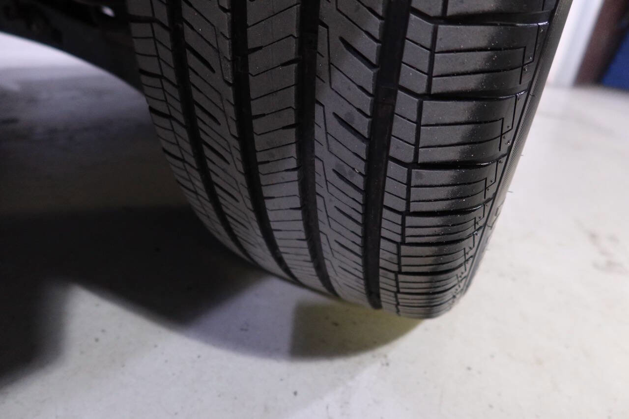 Used 2020 Lincoln Navigator Black Label w/ Cargo Convenience Package image 46