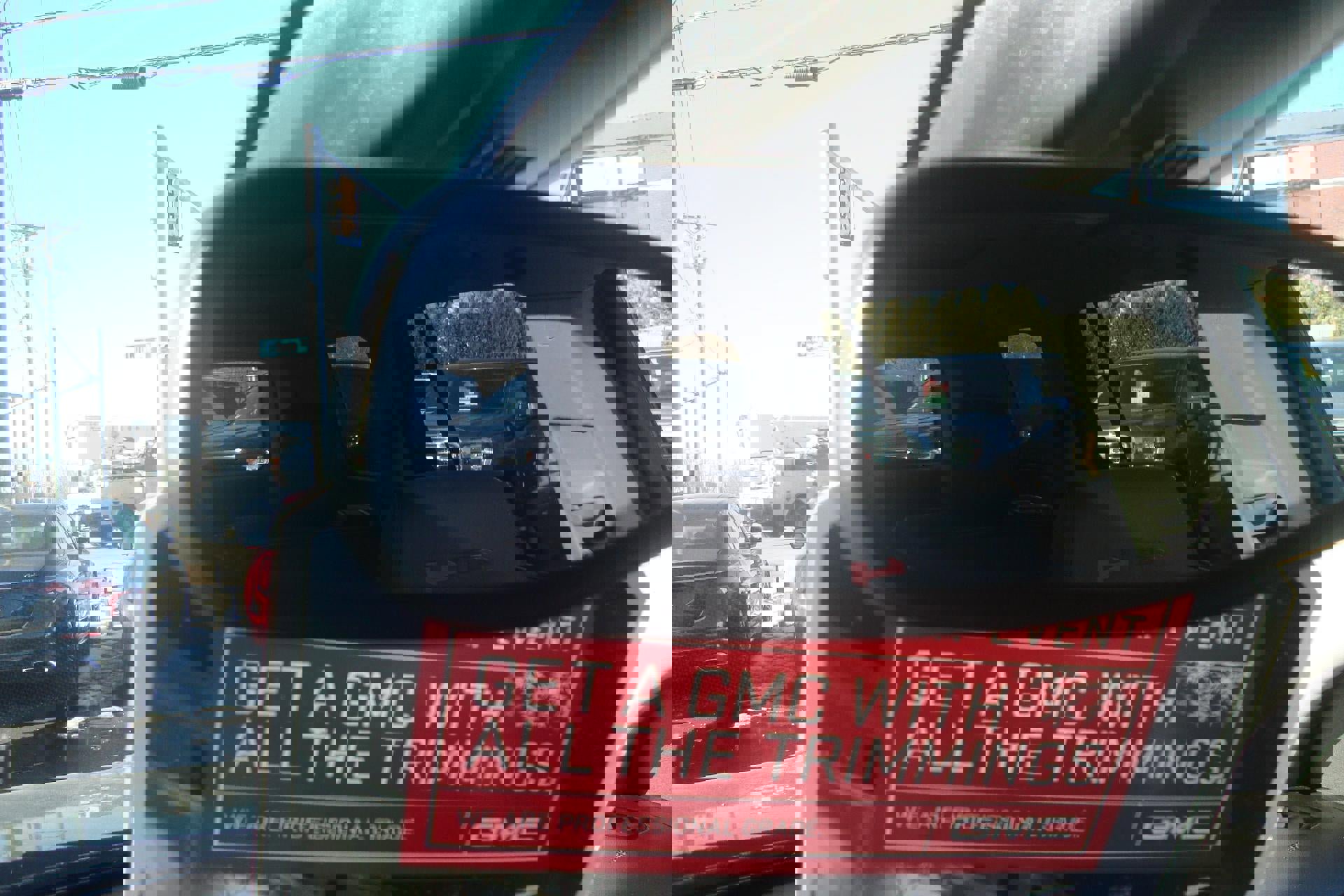 Certified 2022 GMC Acadia AT4 w/ Technology Package image 13