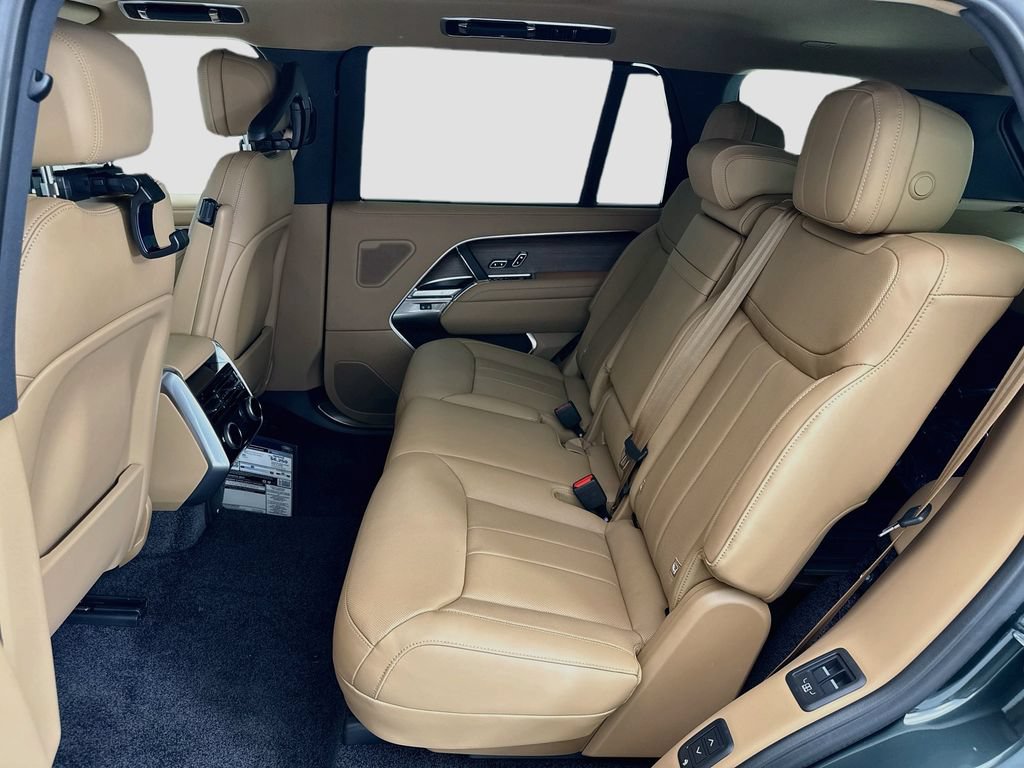 New 2026 Land Rover Range Rover Long Wheelbase SE AWD/4WD image 20