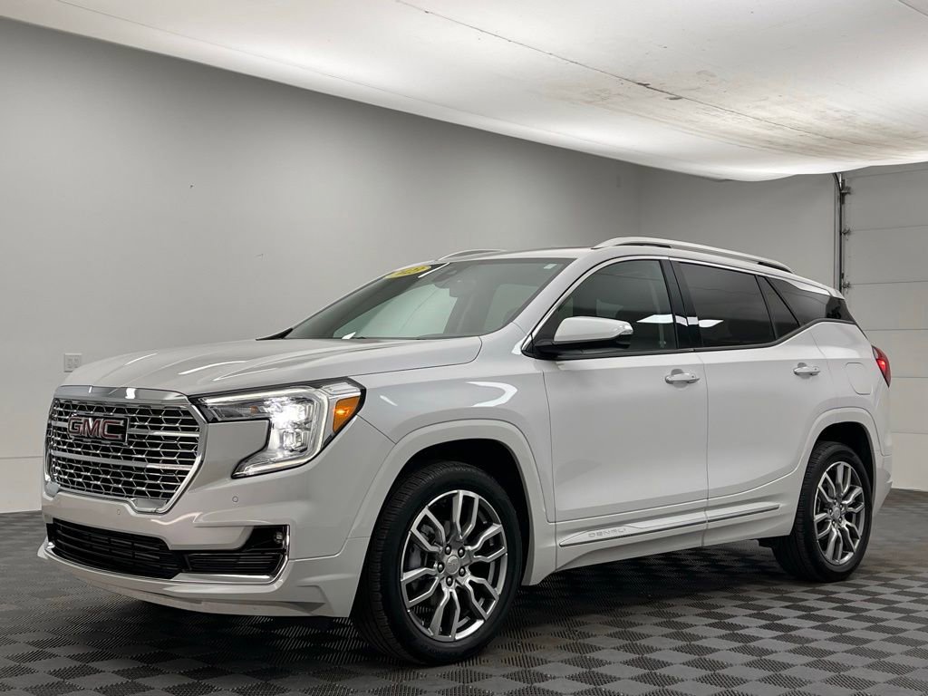 Used 2023 GMC Terrain Denali w/ LPO, Cargo Package AWD/4WD video 2