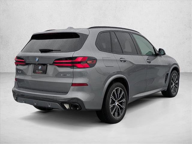 Used 2026 BMW X5 xDrive40i w/ M Sport Package image 2