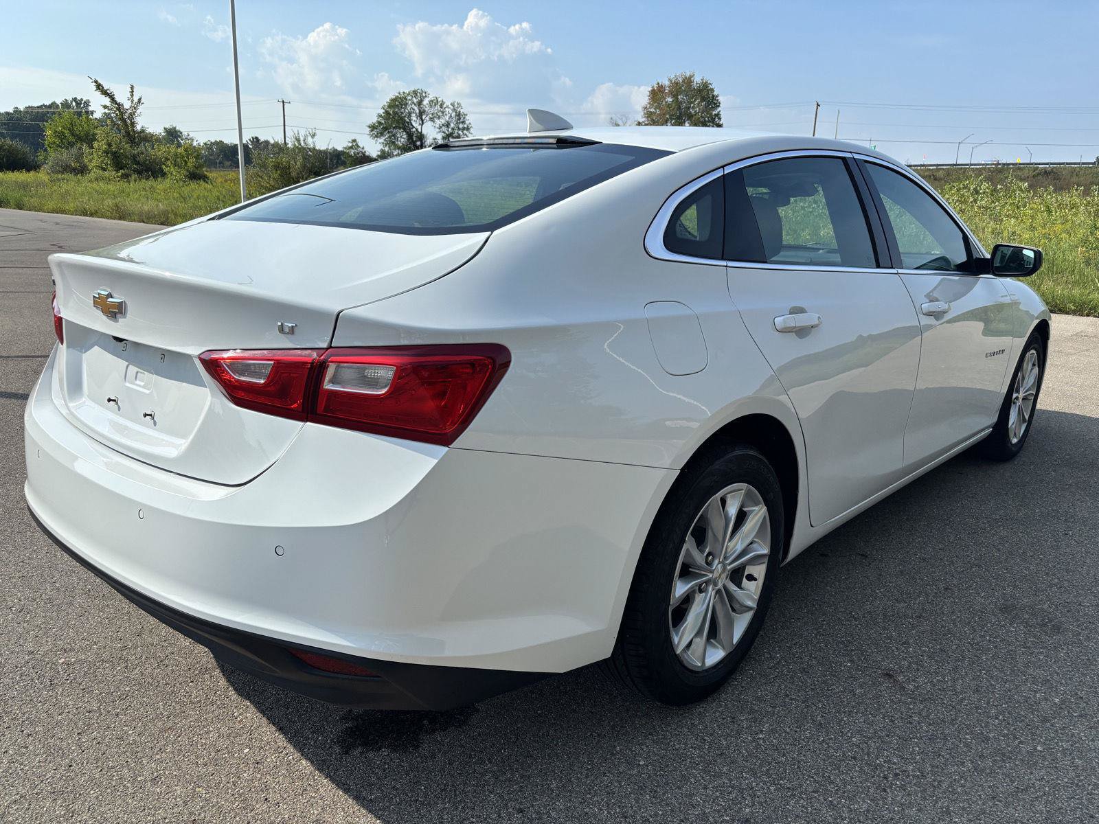 Used 2024 Chevrolet Malibu LT FWD image 5