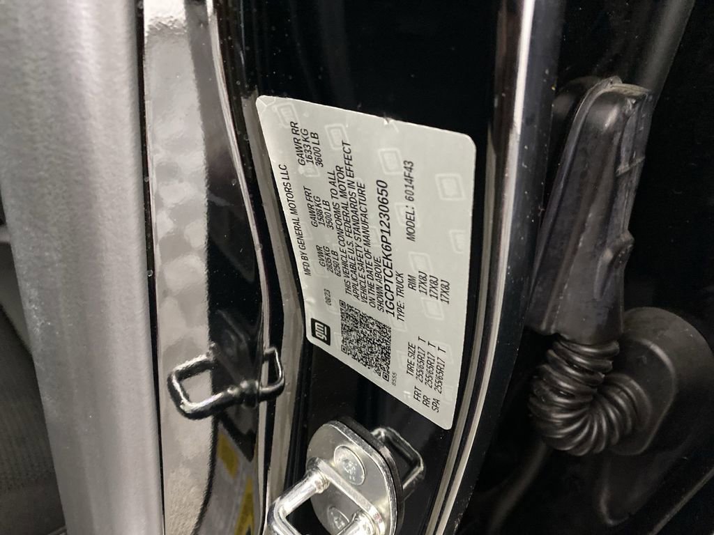 Used 2023 Chevrolet Colorado LT w/ LT Convenience Package II image 35