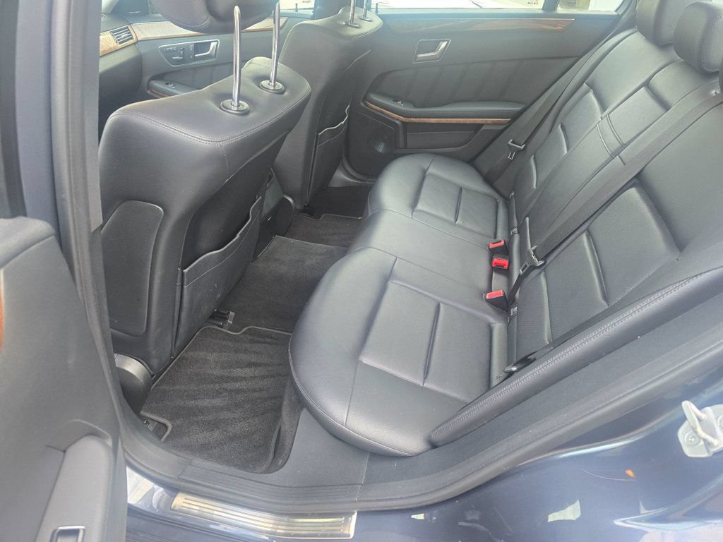 Used 2012 Mercedes-Benz E 350 4MATIC Sedan image 16