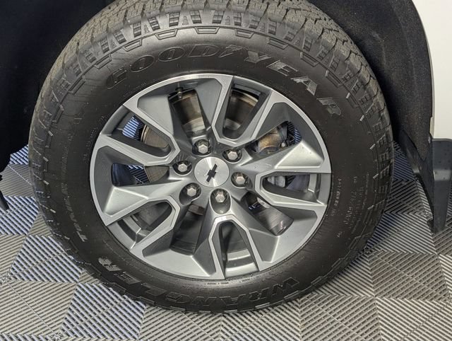 Certified 2023 Chevrolet Silverado 1500 LTZ w/ Technology Package AWD/4WD image 8