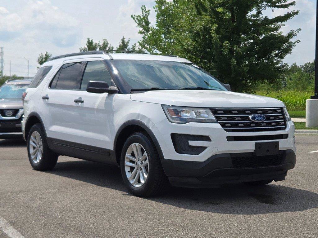 Used 2017 Ford Explorer 4WD image 3