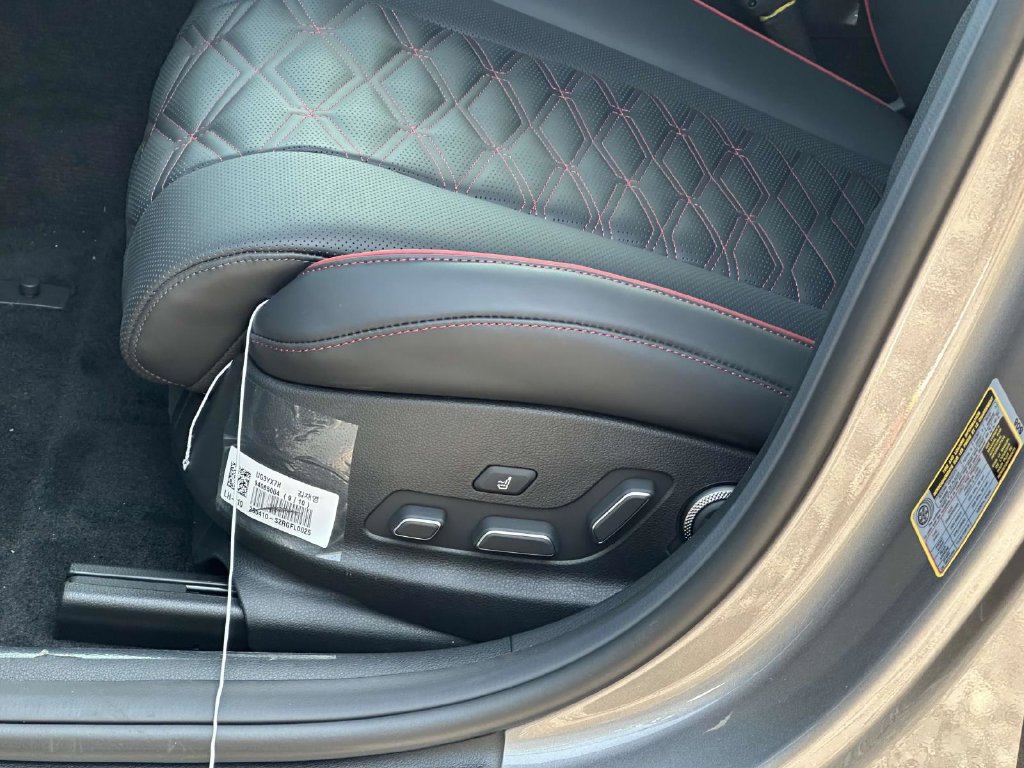 New 2025 Genesis G80 3.5T Sport Prestige AWD/4WD image 15