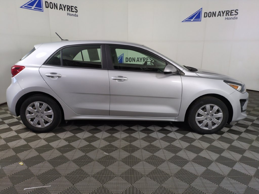 Used 2022 Kia Rio S FWD image 9