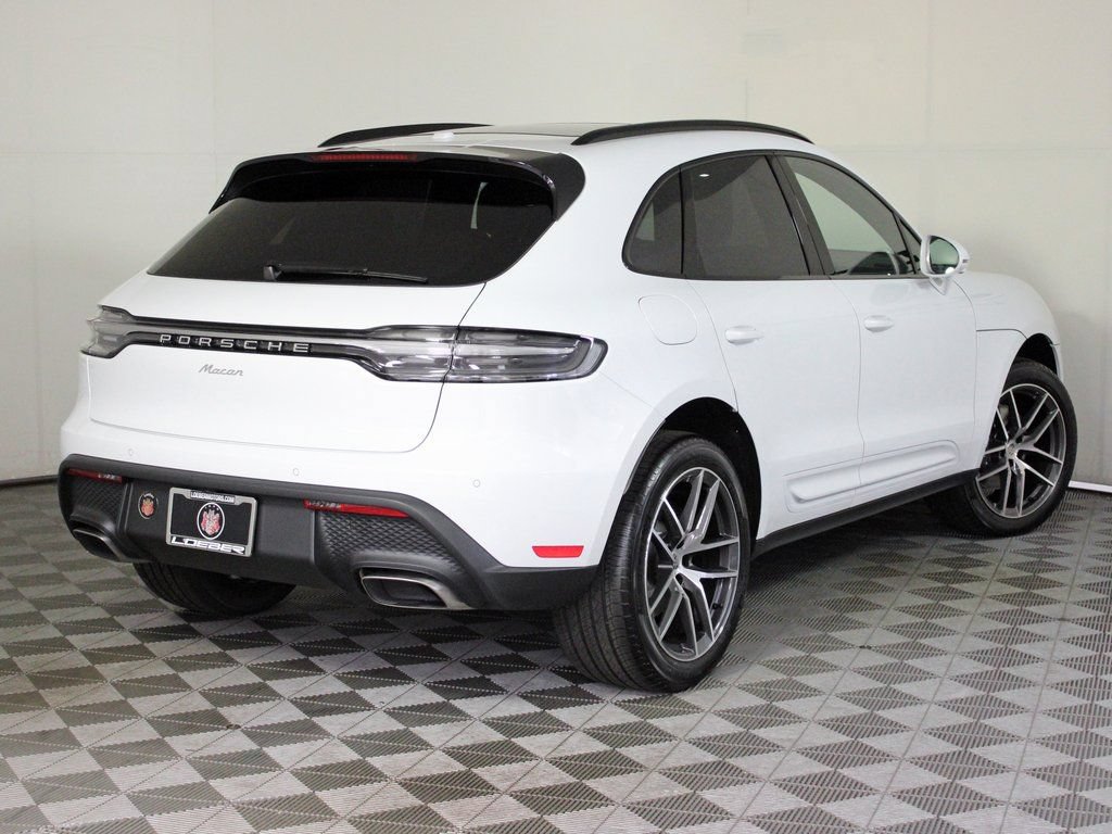 Certified 2026 Porsche Macan AWD/4WD image 7