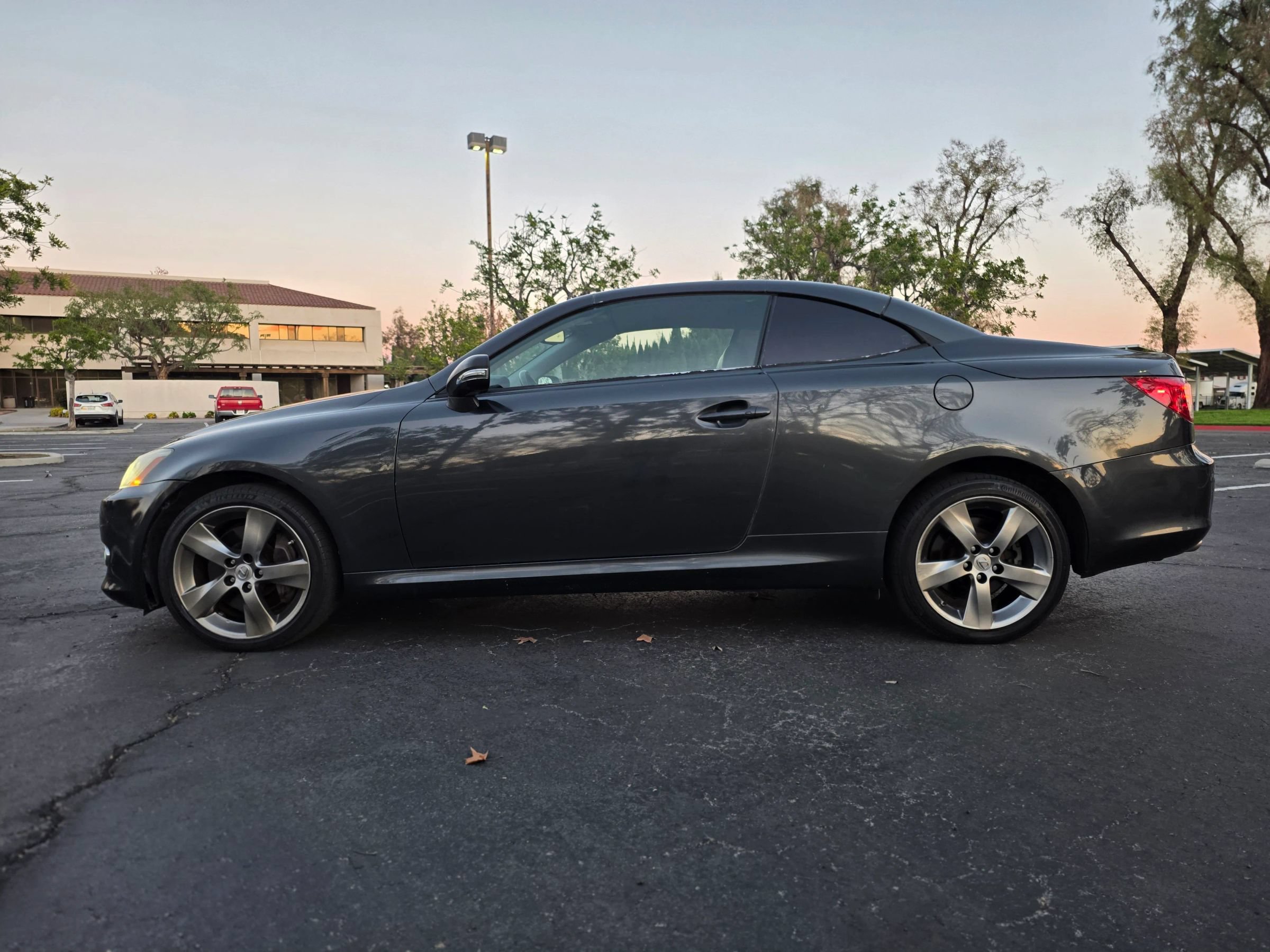 Used 2010 Lexus IS 350C RWD image 7