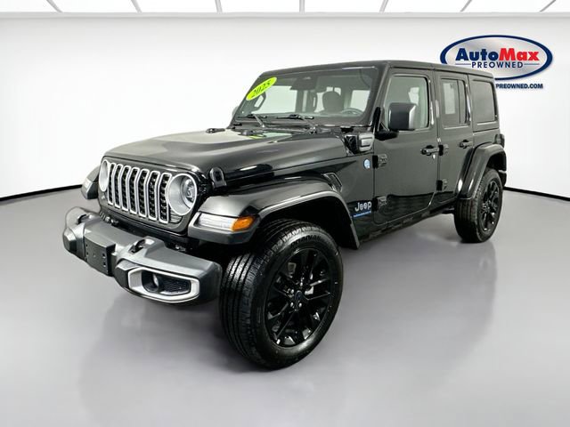 Used 2025 Jeep Wrangler Unlimited Sahara w/ Safety Group image 4