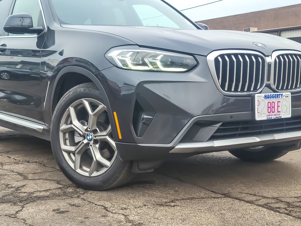 Used 2022 BMW X3 xDrive30i image 2