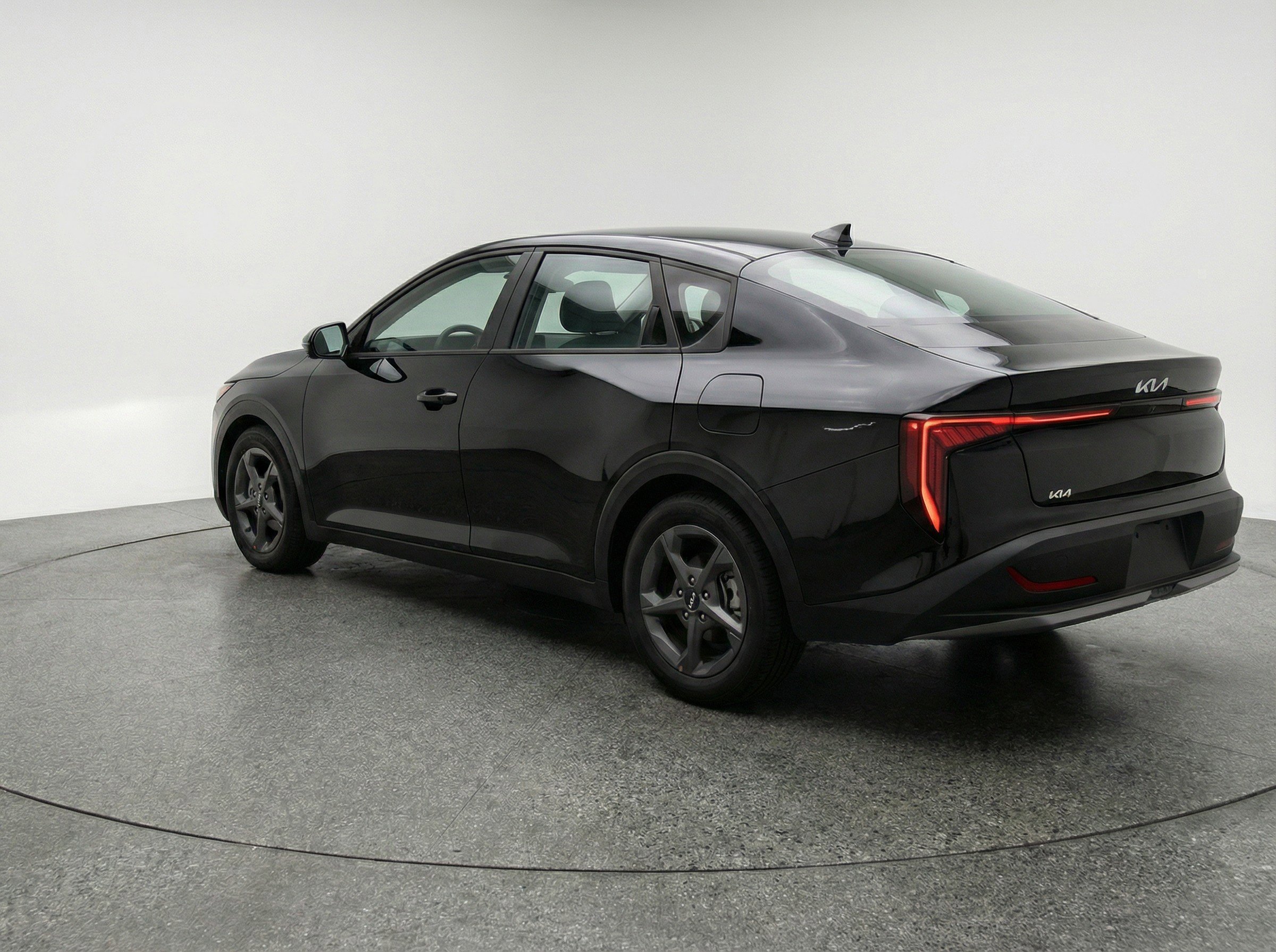 Used 2025 Kia K4 FWD image 6