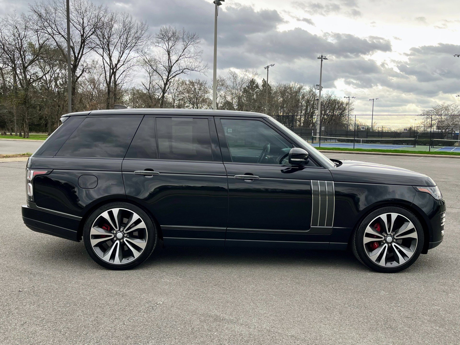 Used 2019 Land Rover Range Rover SV Autobiography Dynamic image 8