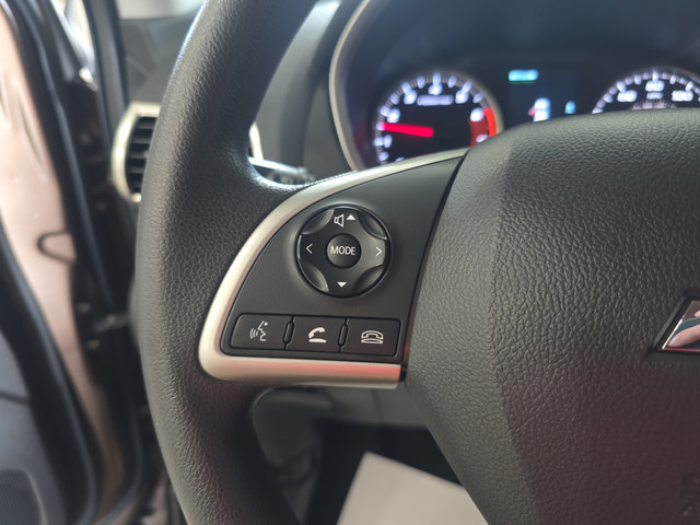 Used 2018 Mitsubishi Eclipse Cross LE AWD/4WD image 15