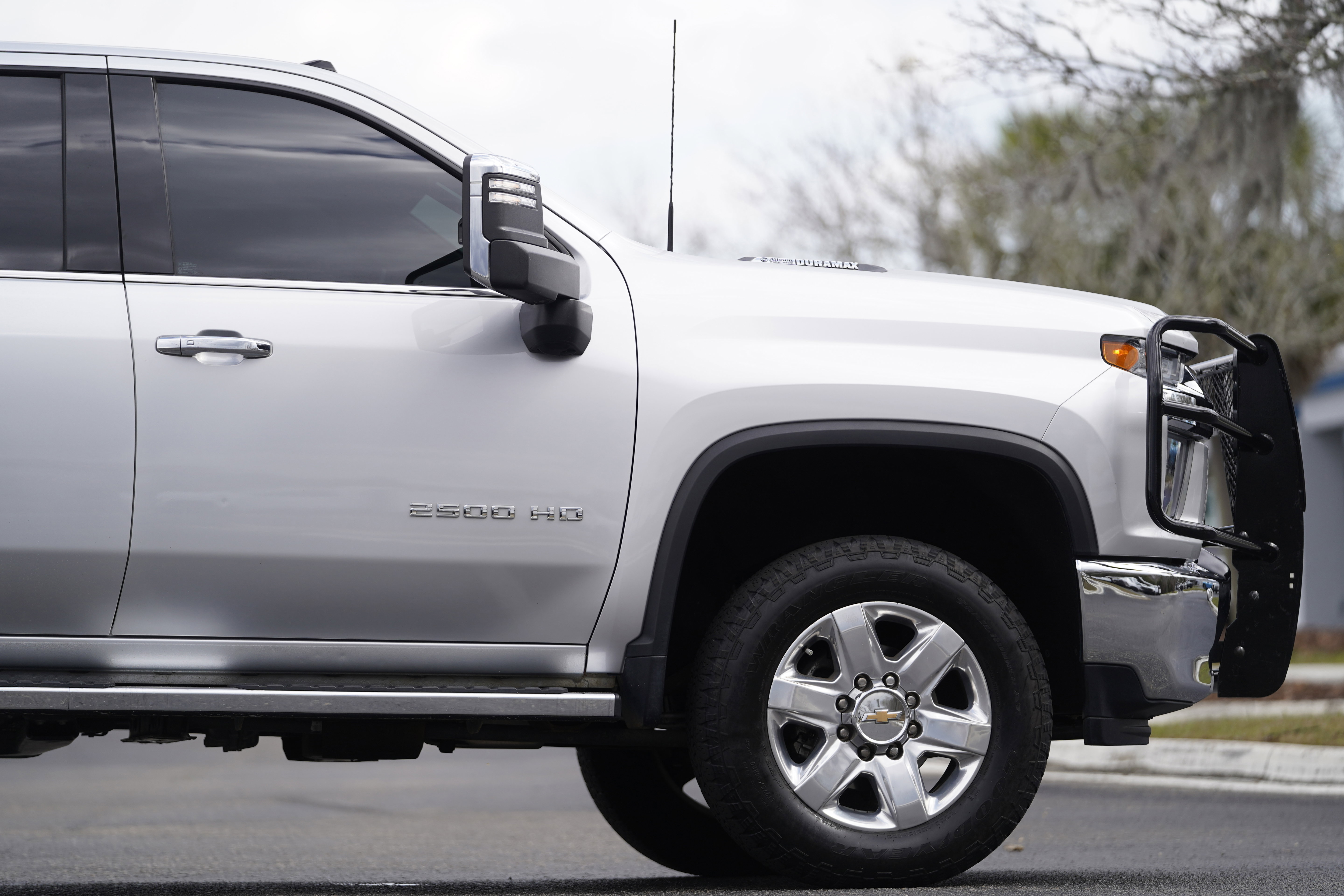 Used 2022 Chevrolet Silverado 2500 LTZ w/ LTZ Plus Package image 6
