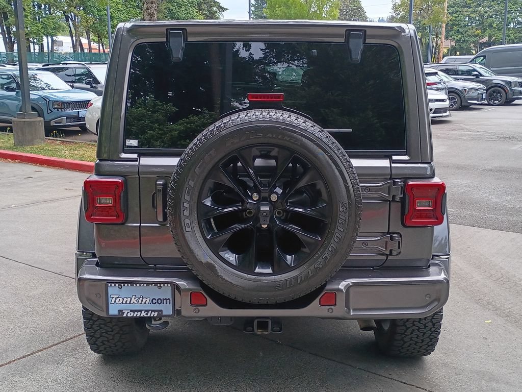 Used 2021 Jeep Wrangler Unlimited Sahara AWD/4WD image 5