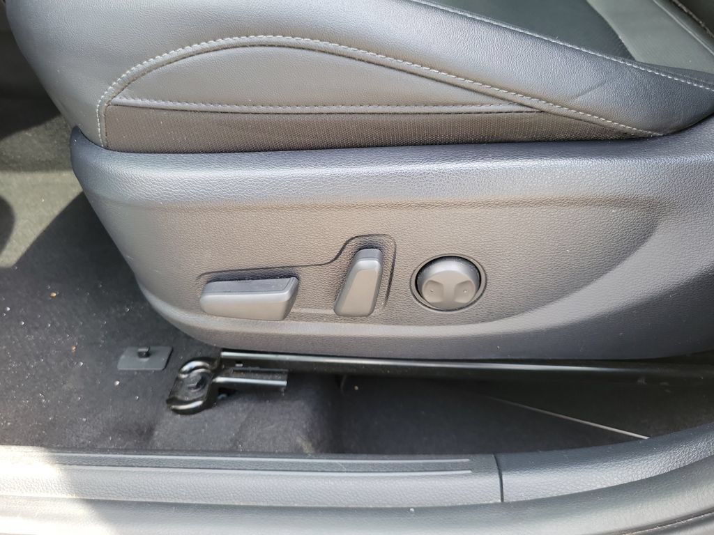 Certified 2024 Kia Seltos EX AWD/4WD image 18
