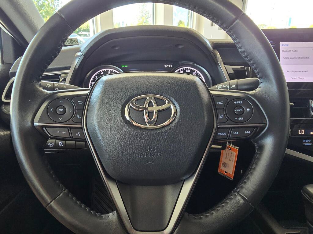 Used 2023 Toyota Camry SE AWD/4WD image 23