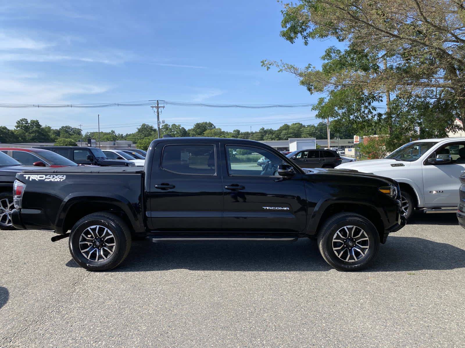 Used 2023 Toyota Tacoma TRD Sport w/ TRD Premium Sport Package AWD/4WD image 2