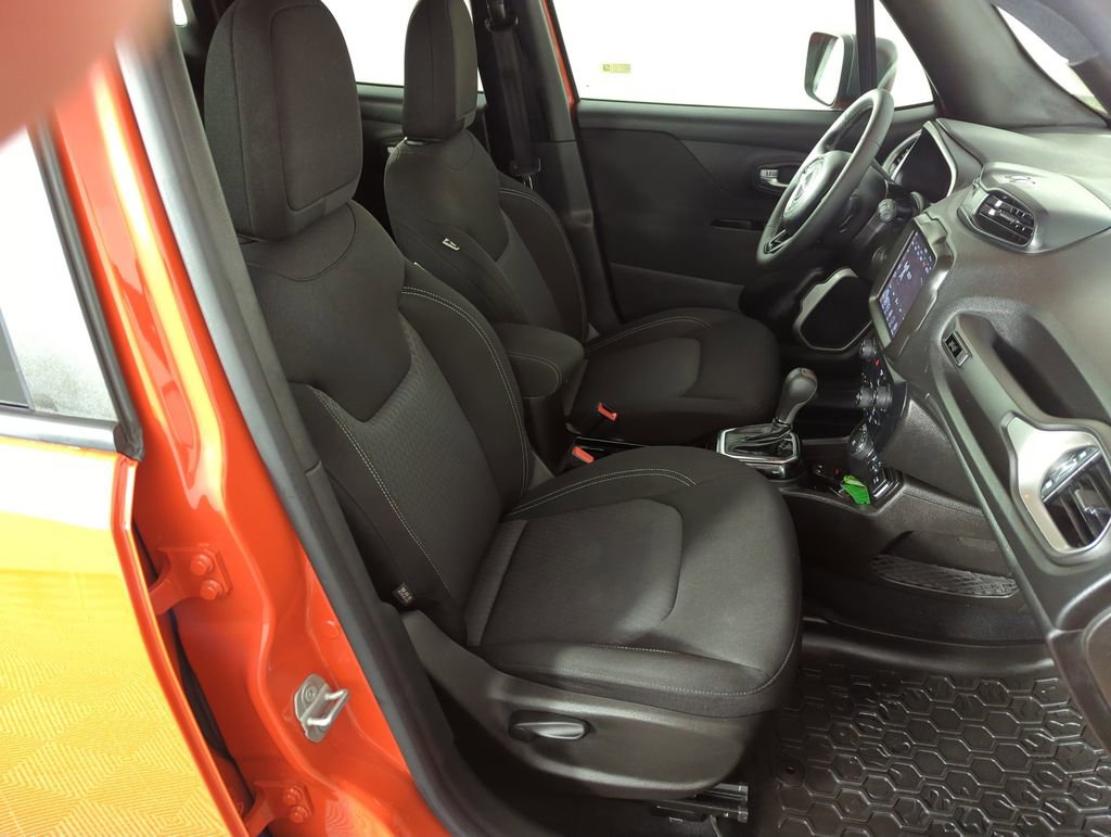 Used 2021 Jeep Renegade Latitude image 35