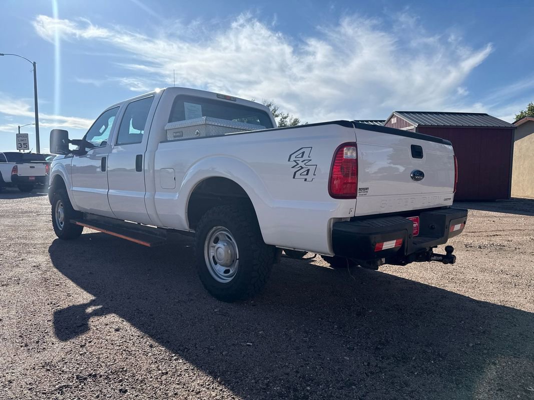 Used 2015 Ford F250 XL w/ Camper Package image 5