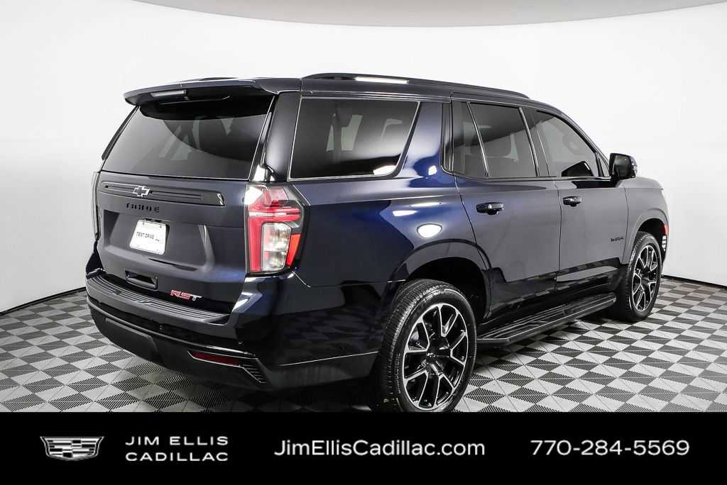 Used 2024 Chevrolet Tahoe RST w/ Luxury Package image 3