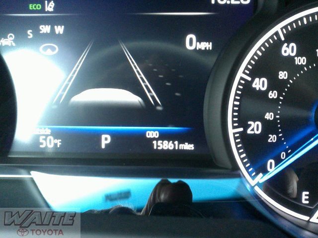 Certified 2024 Toyota Venza Nightshade image 10