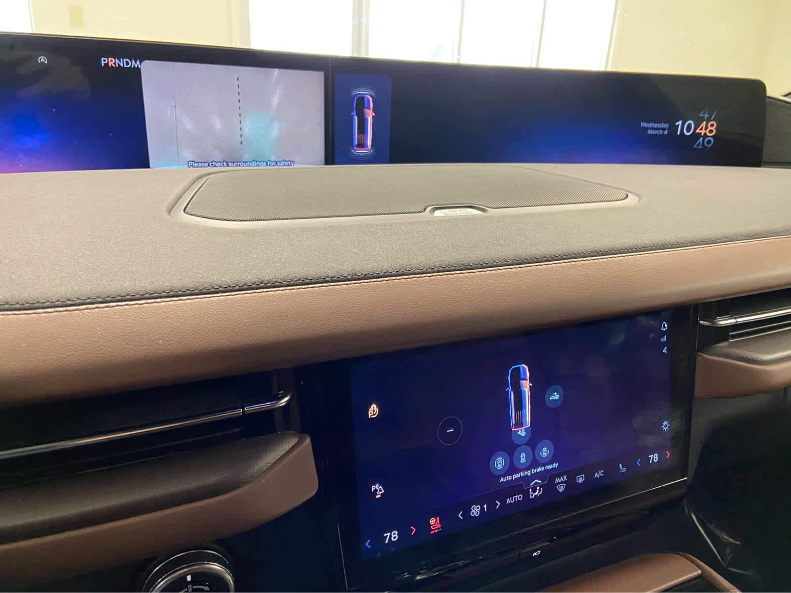 Used 2025 Lincoln Navigator L Reserve AWD/4WD image 39