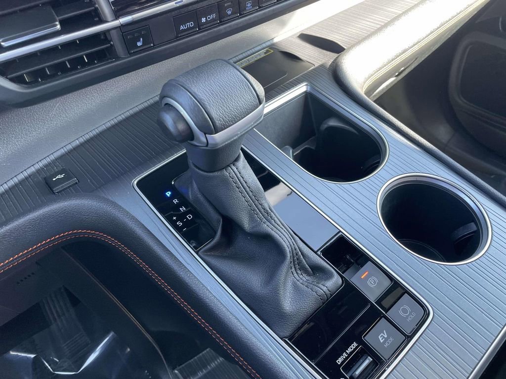 Used 2023 Toyota Sienna XSE w/ XSE Plus Package image 44