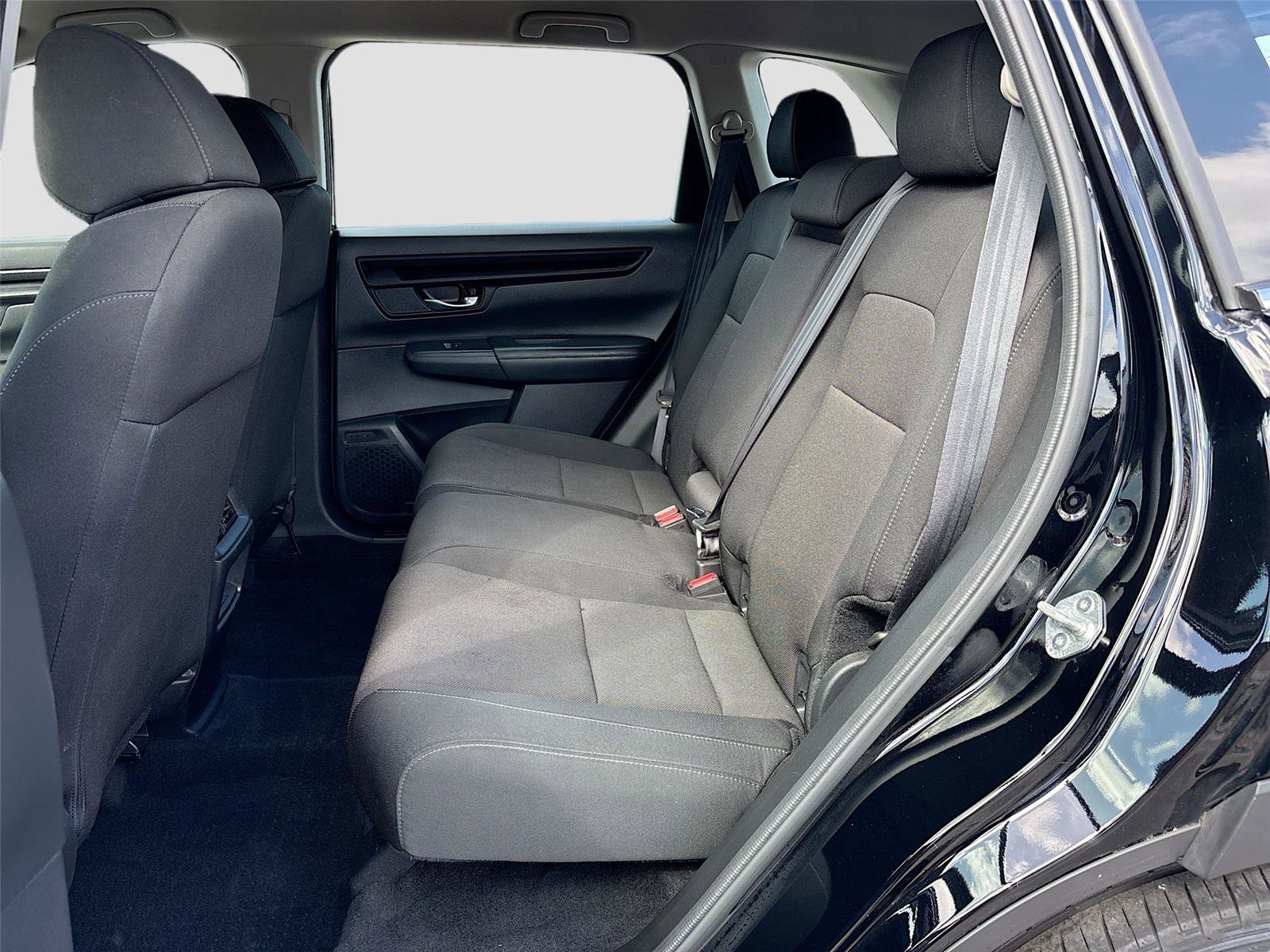 Used 2023 Honda CR-V LX image 27