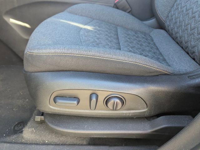 Used 2023 Chevrolet Equinox LT image 20