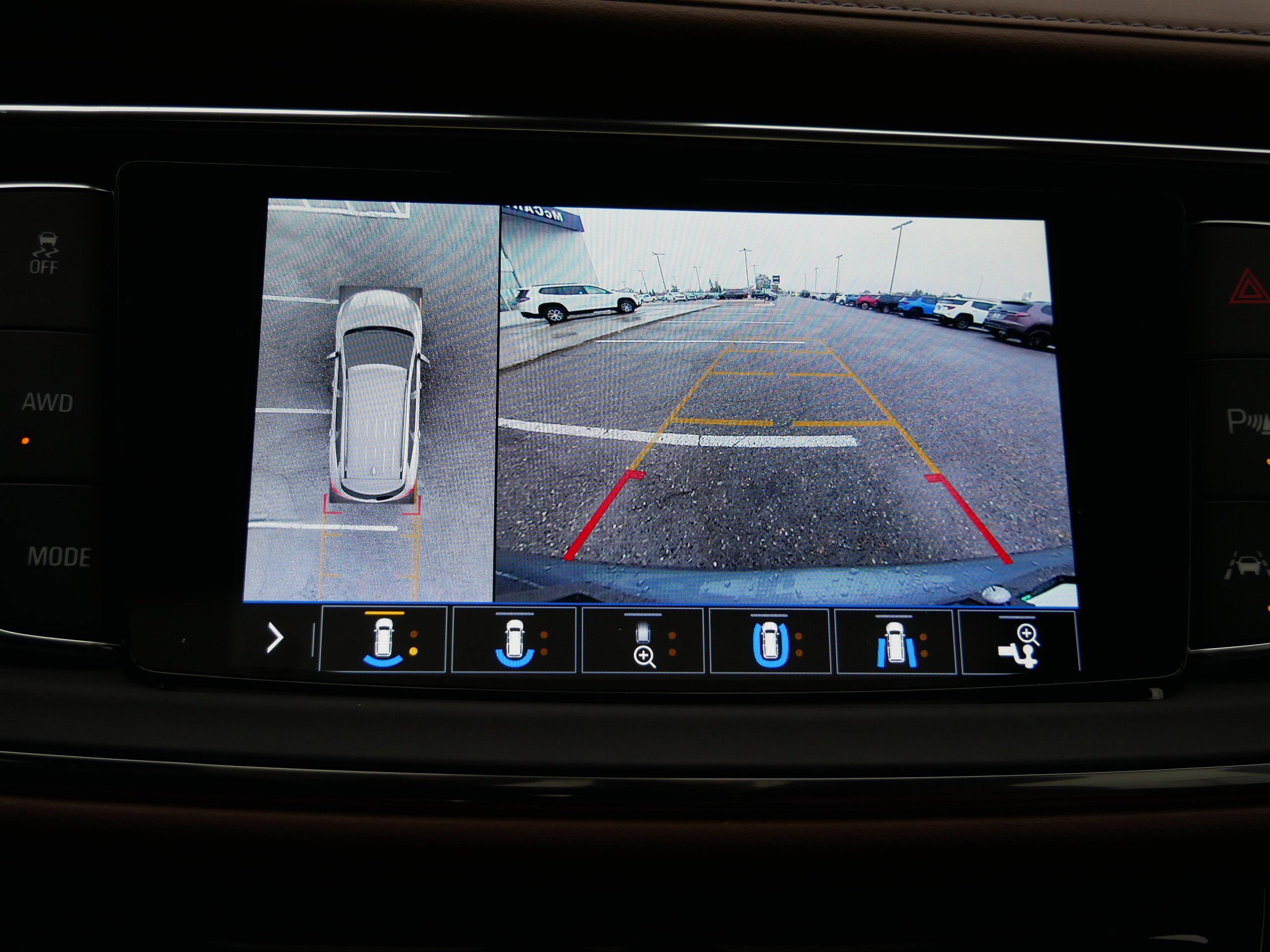 Certified 2021 Buick Enclave Avenir w/ Avenir Technology Package image 20