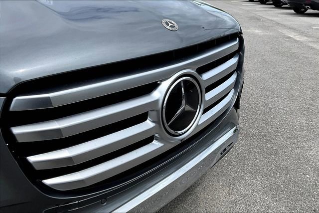 Used 2024 Mercedes-Benz GLS 450 4MATIC image 34