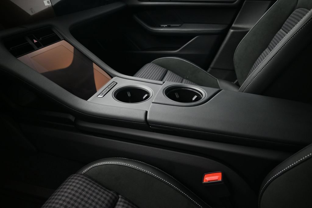 New 2026 Porsche Taycan RWD image 22