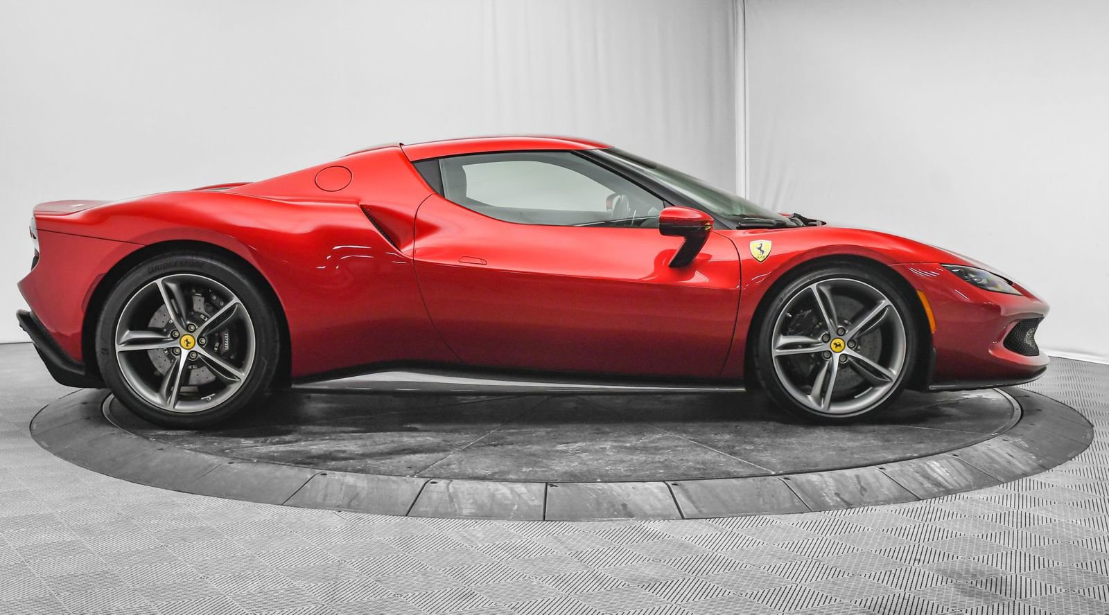 Used 2022 Ferrari 296 GTB image 9