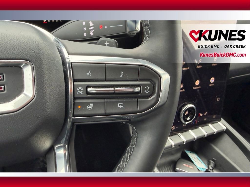 Used 2025 GMC Terrain Elevation image 13