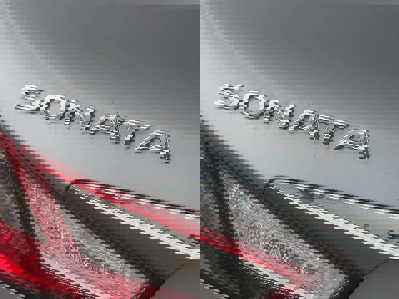 Used 2014 Hyundai Sonata Limited image 12