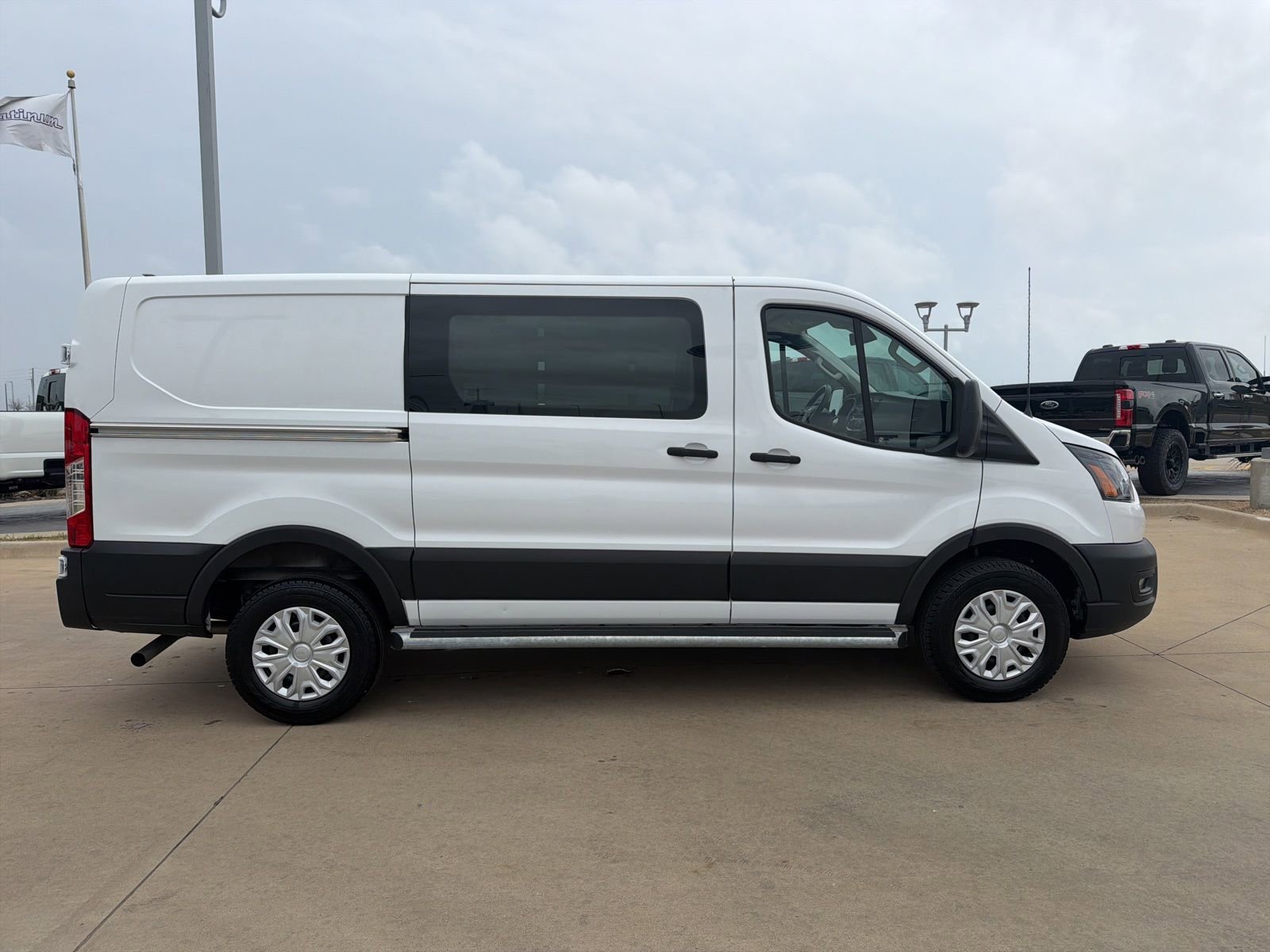 Used 2024 Ford Transit 250 Low Roof w/ Exterior Upgrade Package image 7