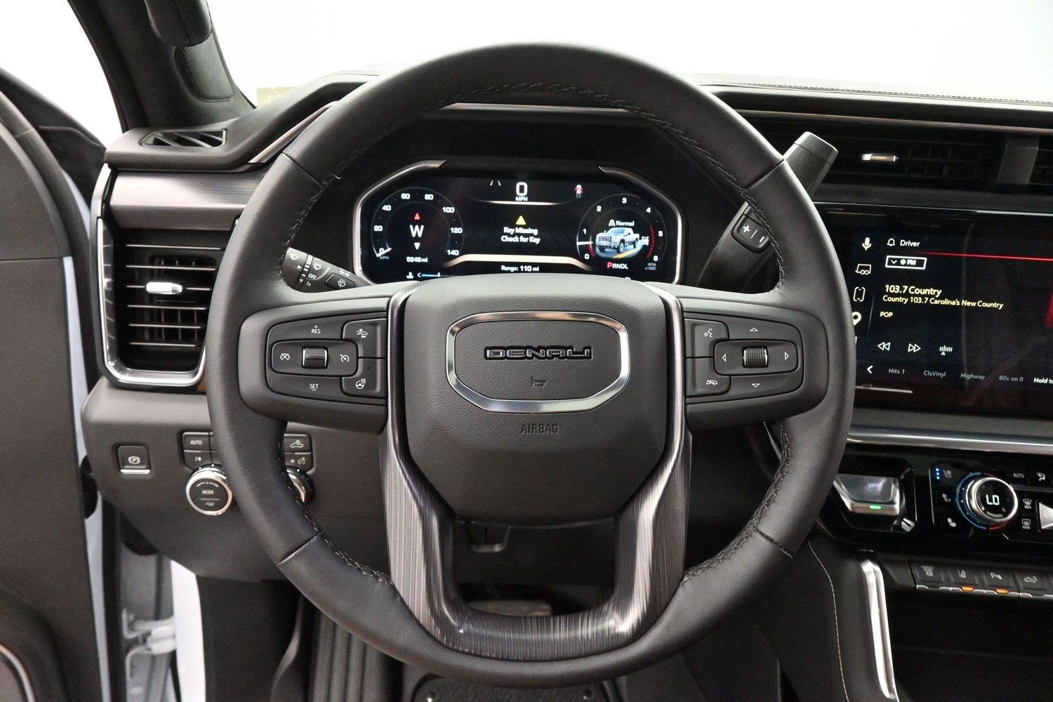 Used 2026 GMC Sierra 2500 Denali Ultimate AWD/4WD image 16