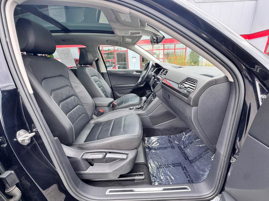 Used 2019 Volkswagen Tiguan SEL Premium image 21
