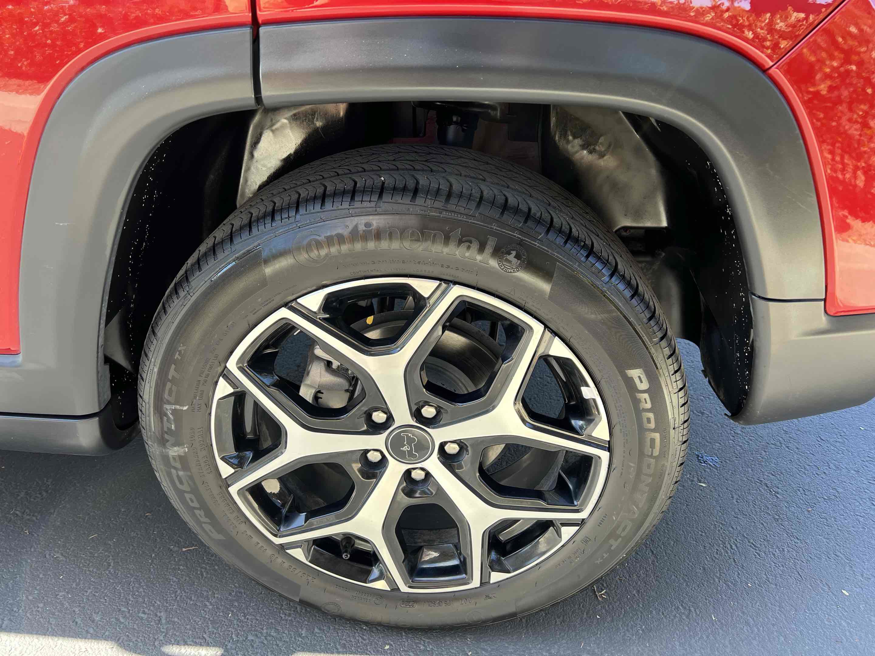 Used 2025 Jeep Compass Limited image 79