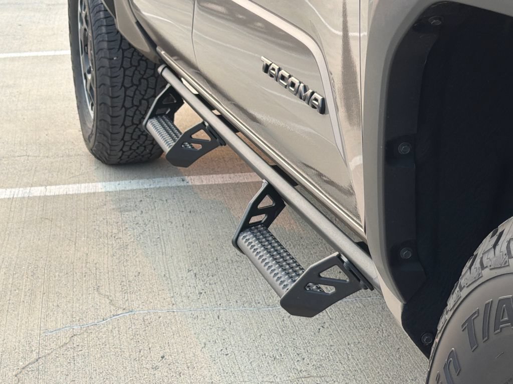 New 2026 Toyota Tacoma TRD Off-Road AWD/4WD image 9