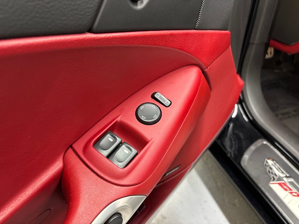 Used 2013 Chevrolet Corvette 427 w/ 1SB Preferred Equipment Group image 11