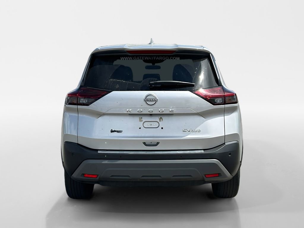 Used 2023 Nissan Rogue SV image 4