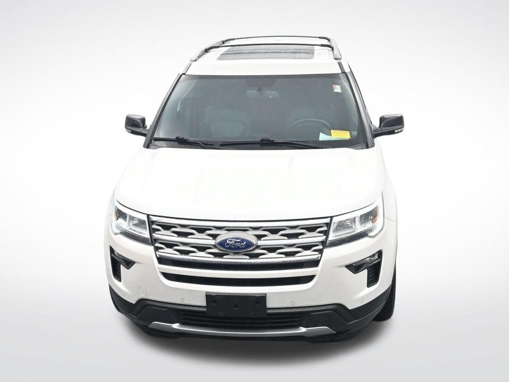 Used 2018 Ford Explorer XLT w/ Equipment Group 202A AWD/4WD image 21