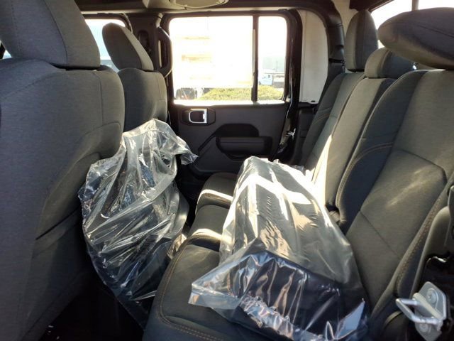 New 2026 Jeep Gladiator Sport image 16