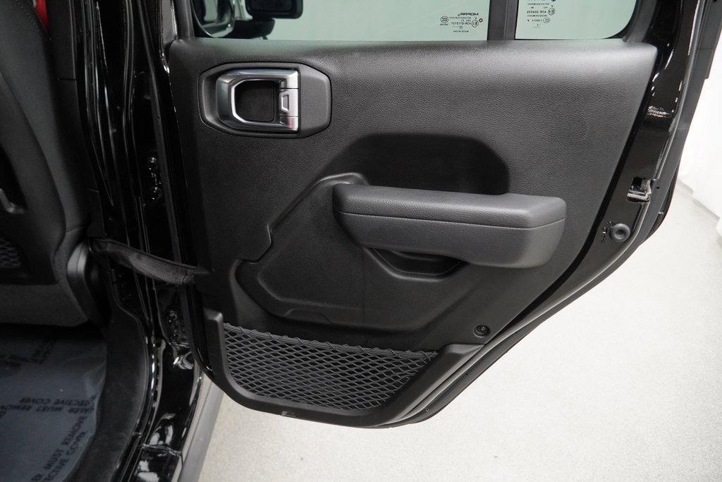 Certified 2022 Jeep Wrangler Unlimited Rubicon w/ Cold Weather Group image 42