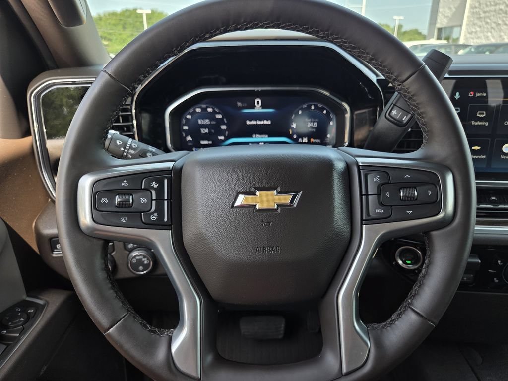 Used 2026 Chevrolet Silverado 1500 LT AWD/4WD image 26