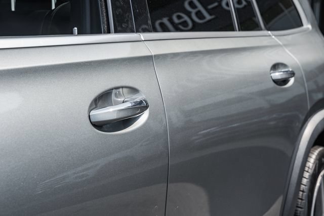 Used 2022 Mercedes-Benz GLS 450 4MATIC image 17